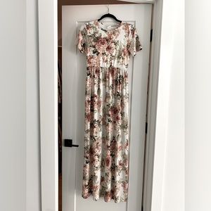 Pink and Ivory Floral Short Sleeve Maternity Maxi PinkBlush discontinued